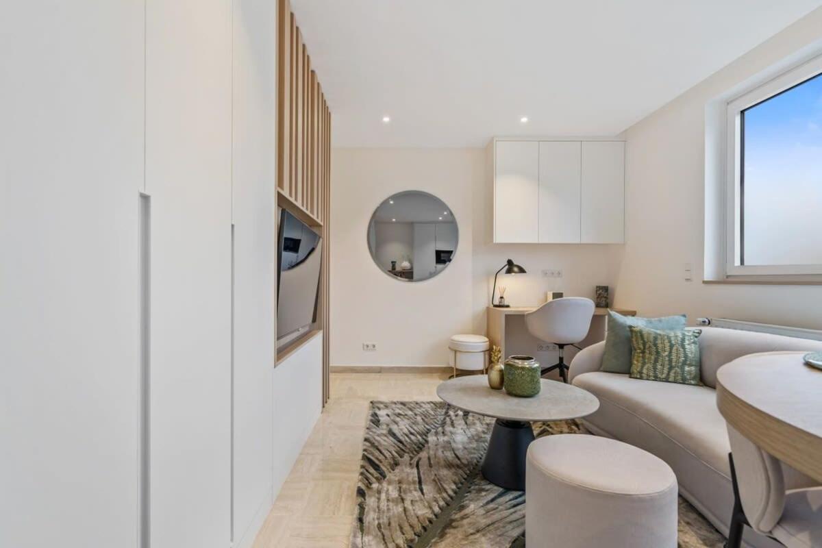 Modern Studio With King Bed, Walk To Attractions Lucembursko Exteriér fotografie